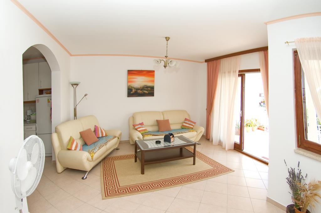 Holiday Home Magnolia Tar-Vabriga ห้อง รูปภาพ